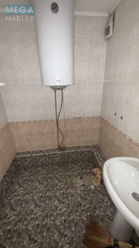 Продаж комерційної нерухомості, 110 кв.м, под магазин, <a class="location-link" href="/kiev/" title="Недвижимость Київ">Київ</a>, <a class="location-link" href="/kiev/darnickij/" title="Недвижимость Дарницький район">Дарницький р-н</a>, Александра Мишуги ул., 1/4 (изображение 14)