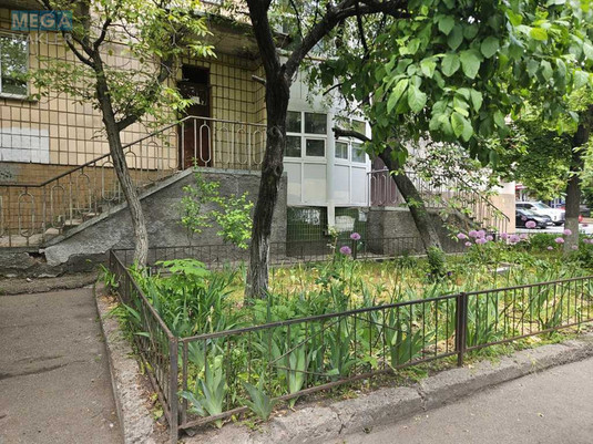 Продаж 1 кімнатної квартири (34/?/8), 1 пов. 5 пов. будинку, <a class="location-link" href="/kiev/" title="Недвижимость Київ">Київ</a>, <a class="location-link" href="/kiev/pecherskij/" title="Недвижимость Печерський район">Печерський р-н</a>, Михайла Бойчука вул., 28а (изображение 10)