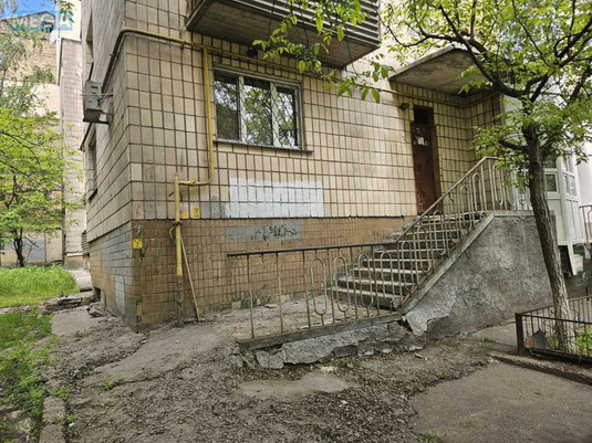 Продаж 1 кімнатної квартири (34/?/8), 1 пов. 5 пов. будинку, <a class="location-link" href="/kiev/" title="Недвижимость Київ">Київ</a>, <a class="location-link" href="/kiev/pecherskij/" title="Недвижимость Печерський район">Печерський р-н</a>, Михайла Бойчука вул., 28а (изображение 11)