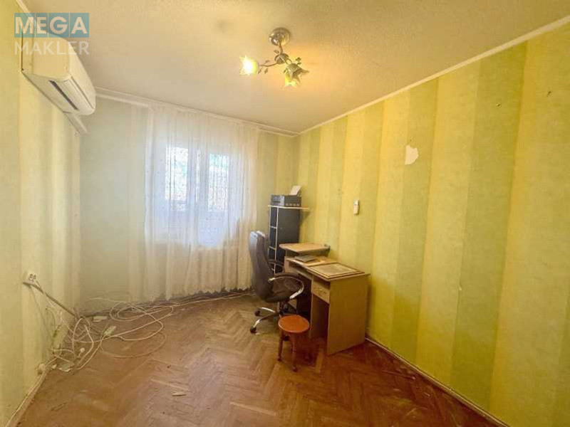 Продаж 2 кімнатної квартири (51/30/7), 5 пов. 10 пов. будинку, <a class="location-link" href="/kiev/" title="Недвижимость Київ">Київ</a>, <a class="location-link" href="/kiev/podolskij/" title="Недвижимость Подільський район">Подільський р-н</a>, Івана Виговського вул., 11а (изображение 4)