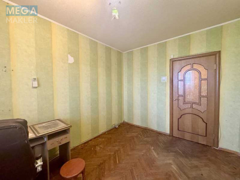 Продаж 2 кімнатної квартири (51/30/7), 5 пов. 10 пов. будинку, <a class="location-link" href="/kiev/" title="Недвижимость Київ">Київ</a>, <a class="location-link" href="/kiev/podolskij/" title="Недвижимость Подільський район">Подільський р-н</a>, Івана Виговського вул., 11а (изображение 5)