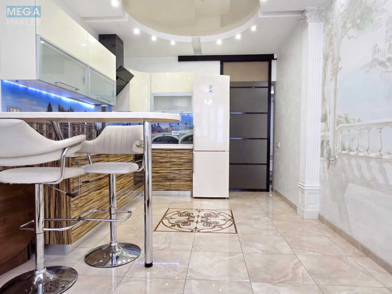 Оренда 1 кімнатної квартири, <a class="location-link" href="/kiev/" title="Недвижимость Київ">Київ</a>, <a class="location-link" href="/kiev/darnickij/" title="Недвижимость Дарницький район">Дарницький р-н</a>, Княжий Затон вул., 9 (изображение 2)