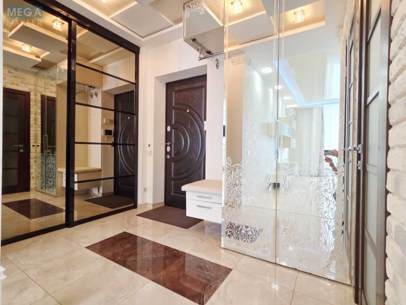 Оренда 1 кімнатної квартири, <a class="location-link" href="/kiev/" title="Недвижимость Київ">Київ</a>, <a class="location-link" href="/kiev/darnickij/" title="Недвижимость Дарницький район">Дарницький р-н</a>, Княжий Затон вул., 9 (изображение 6)