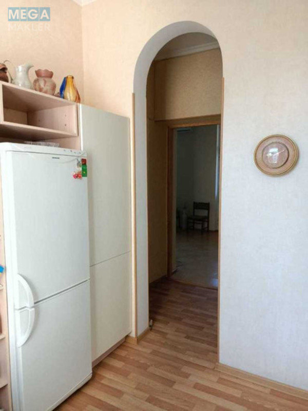 Оренда 2 кімнатної квартири, <a class="location-link" href="/kiev/" title="Недвижимость Київ">Київ</a>, <a class="location-link" href="/kiev/pecherskij/" title="Недвижимость Печерський район">Печерський р-н</a>, Лютеранська вул. (изображение 20)