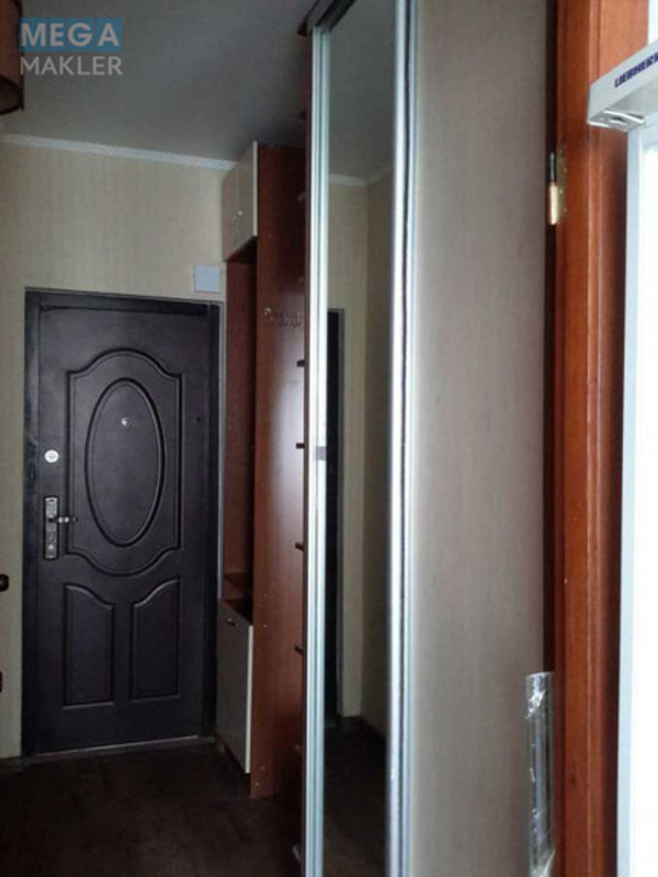 Оренда 1 кімнатної квартири, <a class="location-link" href="/kiev/" title="Недвижимость Київ">Київ</a>, <a class="location-link" href="/kiev/goloseevskij/" title="Недвижимость Голосіївський район">Голосіївський р-н</a>, Академика Заболотного ул., 100 (изображение 4)