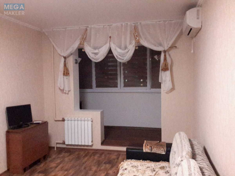 Оренда 1 кімнатної квартири, <a class="location-link" href="/kiev/" title="Недвижимость Київ">Київ</a>, <a class="location-link" href="/kiev/goloseevskij/" title="Недвижимость Голосіївський район">Голосіївський р-н</a>, Академика Заболотного ул., 100 (изображение 6)