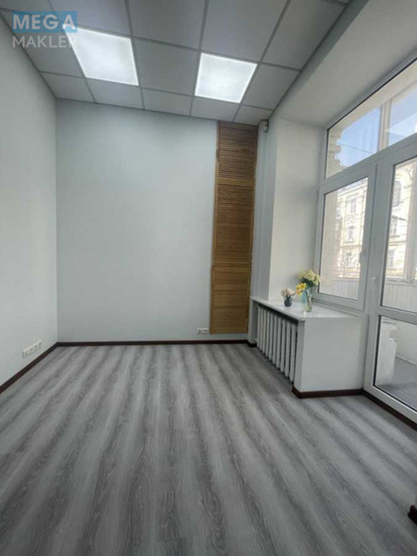 Оренда комерційної нерухомості, 62 кв.м, под офис, <a class="location-link" href="/kiev/" title="Недвижимость Київ">Київ</a>, <a class="location-link" href="/kiev/shevchenkovskij/" title="Недвижимость Шевченківський район">Шевченківський р-н</a>, Січових Стрільців вул., 7 (изображение 2)