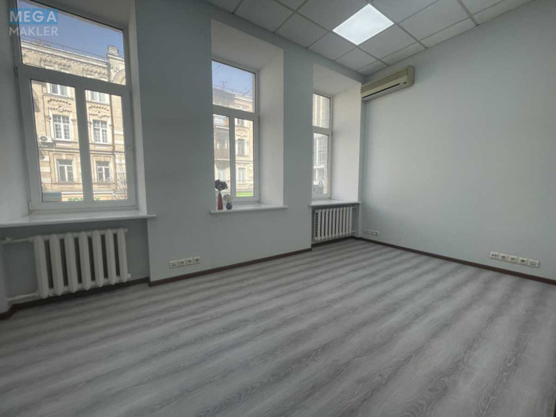 Оренда комерційної нерухомості, 62 кв.м, под офис, <a class="location-link" href="/kiev/" title="Недвижимость Київ">Київ</a>, <a class="location-link" href="/kiev/shevchenkovskij/" title="Недвижимость Шевченківський район">Шевченківський р-н</a>, Січових Стрільців вул., 7 (изображение 3)