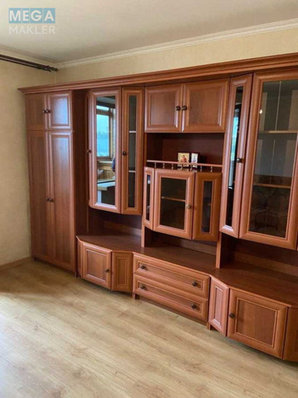 Оренда 1 кімнатної квартири, <a class="location-link" href="/kiev/" title="Недвижимость Київ">Київ</a>, <a class="location-link" href="/kiev/dneprovskij/" title="Недвижимость Дніпровський район">Дніпровський р-н</a>, Хорольська вул., 10 (изображение 3)