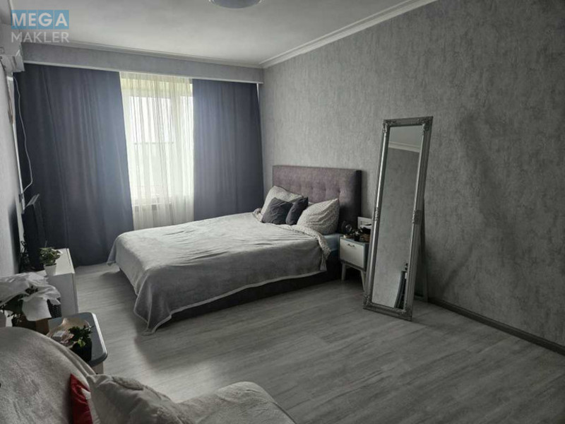 Продаж 3 кімнатної квартири (64/47/8), 9 пов. 9 пов. будинку, <a class="location-link" href="/kiev/" title="Недвижимость Київ">Київ</a>, <a class="location-link" href="/kiev/solomenskij/" title="Недвижимость Солом'янський район">Солом'янський р-н</a>, Відрадний просп., 59 (изображение 4)