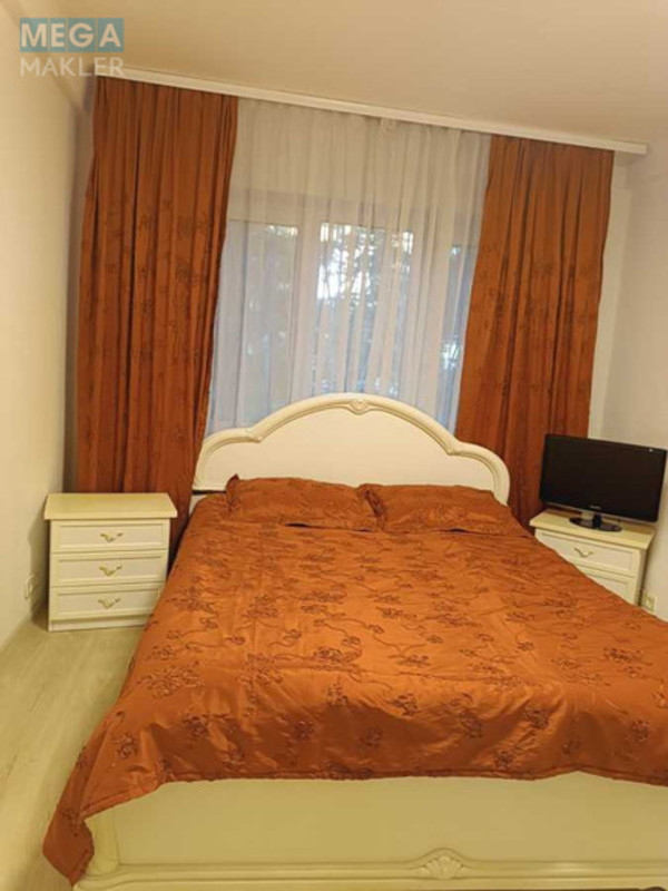 Оренда 2 кімнатної квартири, <a class="location-link" href="/kiev/" title="Недвижимость Київ">Київ</a>, <a class="location-link" href="/kiev/podolskij/" title="Недвижимость Подільський район">Подільський р-н</a>, Світлицького вул., 25 (изображение 2)