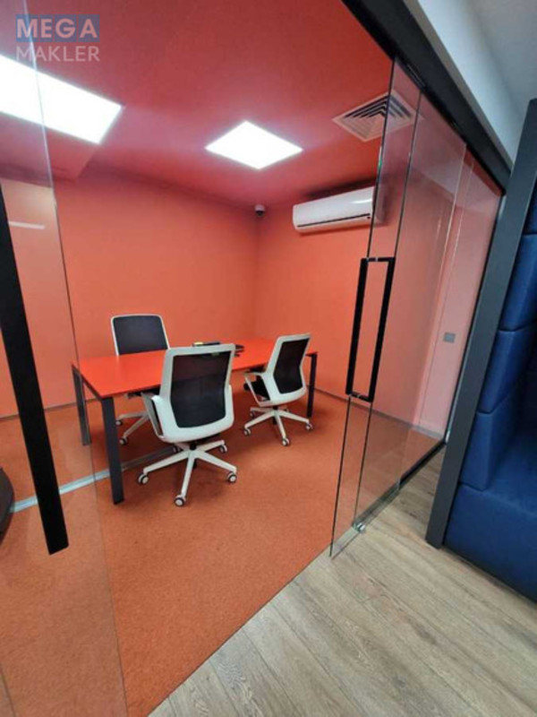 Продаж комерційної нерухомості, 270&nbsp;кв.м, под офис, <a class="location-link" href="/kiev/" title="Недвижимость Київ">Київ</a>, <a class="location-link" href="/kiev/pecherskij/" title="Недвижимость Печерський район">Печерський р-н</a>, Скоропадского Павла ул., 39 (изображение 6)
