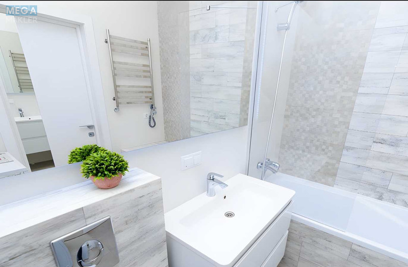 Новобудова, 25 поверхів, <a class="location-link" href="/kiev/" title="Недвижимость Київ">Київ</a>, <a class="location-link" href="/kiev/pecherskij/" title="Недвижимость Печерський район">Печерський р-н</a>, Саперне Поле вул., 14/55 (изображение 9)