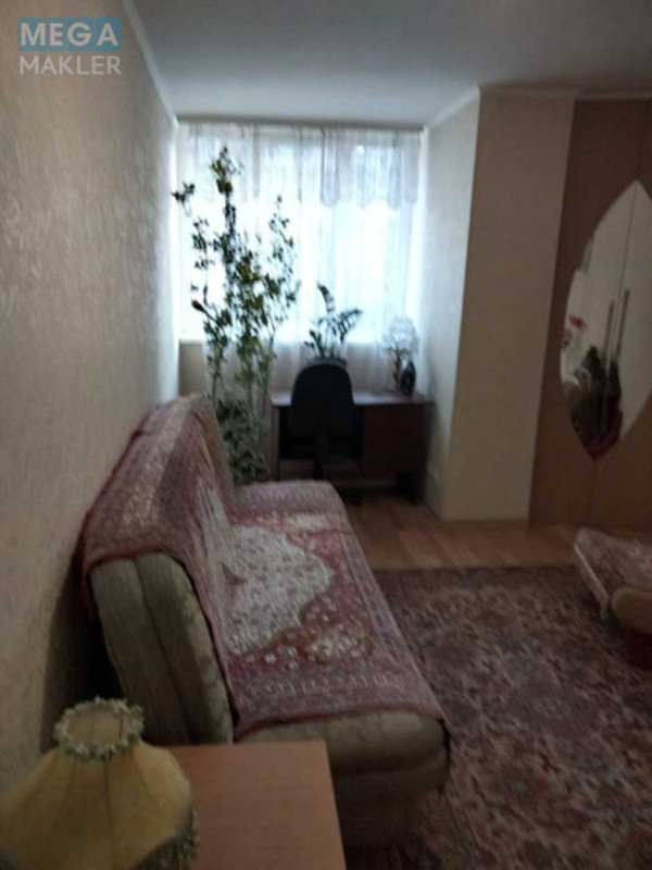 Оренда кімнати (підселення), <a class="location-link" href="/kiev/" title="Недвижимость Київ">Київ</a>, <a class="location-link" href="/kiev/svyatoshinskij/" title="Недвижимость Святошинський район">Святошинський р-н</a>, Жолудева ул., 3 (изображение 2)
