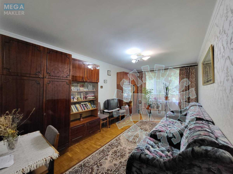 Продаж 3 кімнатної квартири (67,5/43/8), 1 пов. 16 пов. будинку, <a class="location-link" href="/kiev/" title="Недвижимость Київ">Київ</a>, <a class="location-link" href="/kiev/solomenskij/" title="Недвижимость Солом'янський район">Солом'янський р-н</a>, Стадіонна вул., 14 (изображение 10)