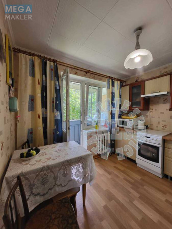 Продаж 3 кімнатної квартири (67,5/43/8), 1 пов. 16 пов. будинку, <a class="location-link" href="/kiev/" title="Недвижимость Київ">Київ</a>, <a class="location-link" href="/kiev/solomenskij/" title="Недвижимость Солом'янський район">Солом'янський р-н</a>, Стадіонна вул., 14 (изображение 22)