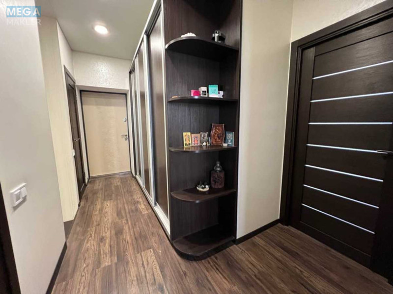 Продаж 4 кімнатної квартири (101,8/48/30), 9 пов. 11 пов. будинку, <a class="location-link" href="/sofievskaya-borshagovka/" title="Недвижимость Софіївська Борщагівка">Софіївська Борщагівка</a>, Богдана Хмельницького, 11б (изображение 21)