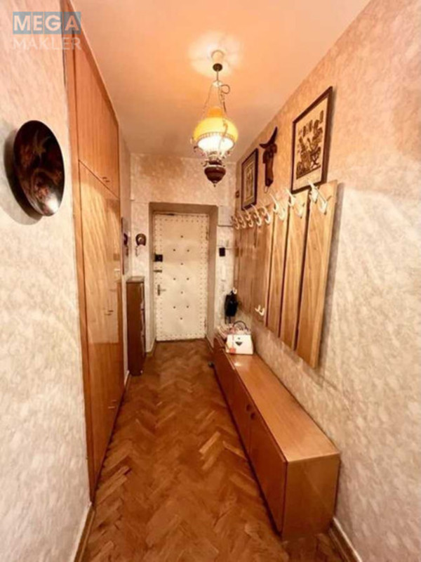 Продаж 3 кімнатної квартири (92/56/10), 9 пов. 14 пов. будинку, <a class="location-link" href="/kiev/" title="Недвижимость Київ">Київ</a>, <a class="location-link" href="/kiev/shevchenkovskij/" title="Недвижимость Шевченківський район">Шевченківський р-н</a>, Тургеневская ул., 29-33 (изображение 2)