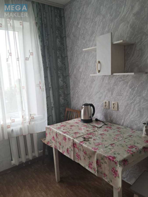 Оренда 1 кімнатної квартири, <a class="location-link" href="/kiev/" title="Недвижимость Київ">Київ</a>, <a class="location-link" href="/kiev/svyatoshinskij/" title="Недвижимость Святошинський район">Святошинський р-н</a>, Жолудєва вул., 3а (изображение 2)