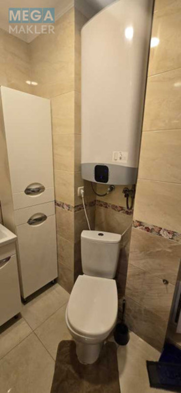 Оренда 3 кімнатної квартири, <a class="location-link" href="/kiev/" title="Недвижимость Київ">Київ</a>, <a class="location-link" href="/kiev/shevchenkovskij/" title="Недвижимость Шевченківський район">Шевченківський р-н</a>, Владимира Сальского ул., 33 (изображение 9)