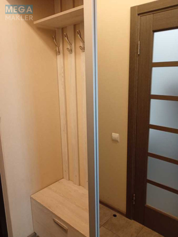 Оренда 1 кімнатної квартири, <a class="location-link" href="/kiev/" title="Недвижимость Київ">Київ</a>, <a class="location-link" href="/kiev/goloseevskij/" title="Недвижимость Голосіївський район">Голосіївський р-н</a>, Дмитра Луценка вул., 10а (изображение 8)