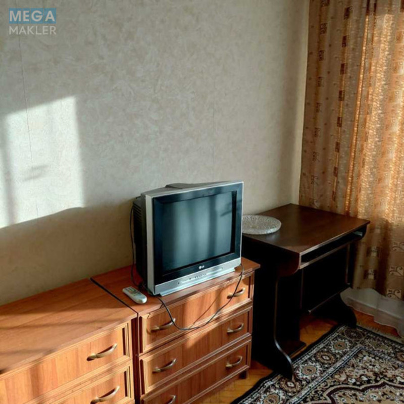 Оренда 1 кімнатної квартири, <a class="location-link" href="/kiev/" title="Недвижимость Київ">Київ</a>, <a class="location-link" href="/kiev/desnyanskij/" title="Недвижимость Деснянський район">Деснянський р-н</a>, Лесной просп., 29 (изображение 4)