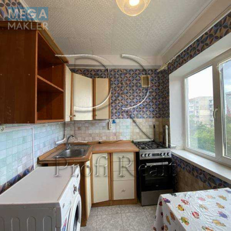 Продаж 1 кімнатної квартири (29/15/7), 5 пов. 5 пов. будинку, <a class="location-link" href="/kiev/" title="Недвижимость Київ">Київ</a>, <a class="location-link" href="/kiev/dneprovskij/" title="Недвижимость Дніпровський район">Дніпровський р-н</a>, Перова бульвар, 16Г (изображение 6)