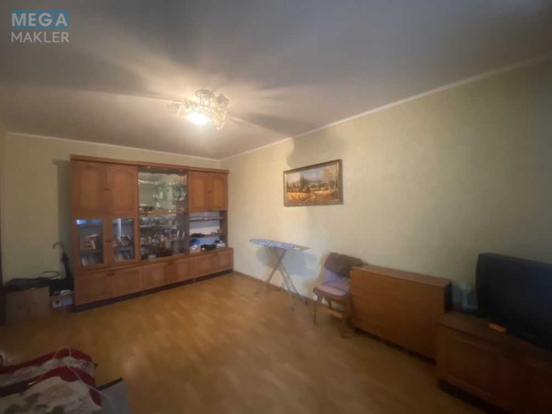 Продаж 2 кімнатної квартири (52/?/8), 6 пов. 9 пов. будинку, <a class="location-link" href="/kiev/" title="Недвижимость Київ">Київ</a>, <a class="location-link" href="/kiev/desnyanskij/" title="Недвижимость Деснянський район">Деснянський р-н</a>, Владимира Маяковского просп., 21а (изображение 5)