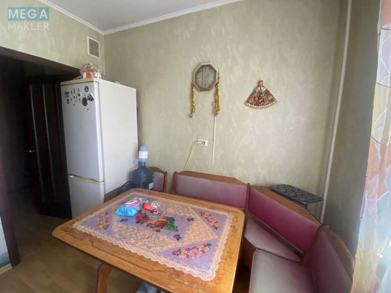 Продаж 2 кімнатної квартири (52/?/8), 6 пов. 9 пов. будинку, <a class="location-link" href="/kiev/" title="Недвижимость Київ">Київ</a>, <a class="location-link" href="/kiev/desnyanskij/" title="Недвижимость Деснянський район">Деснянський р-н</a>, Владимира Маяковского просп., 21а (изображение 8)