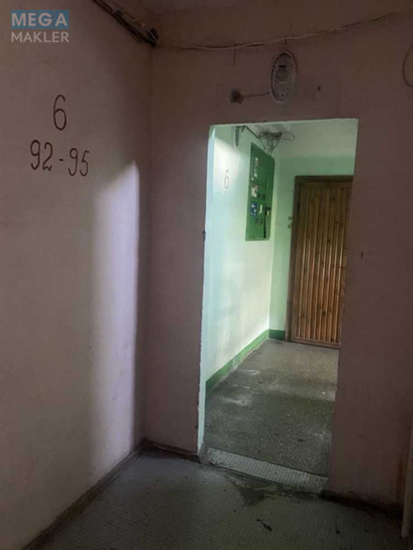 Продаж 2 кімнатної квартири (52/?/8), 6 пов. 9 пов. будинку, <a class="location-link" href="/kiev/" title="Недвижимость Київ">Київ</a>, <a class="location-link" href="/kiev/desnyanskij/" title="Недвижимость Деснянський район">Деснянський р-н</a>, Владимира Маяковского просп., 21а (изображение 18)