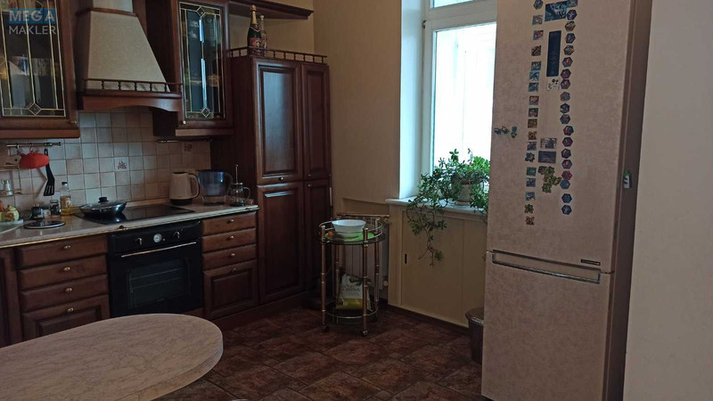 Оренда 3 кімнатної квартири, <a class="location-link" href="/kiev/" title="Недвижимость Київ">Київ</a>, <a class="location-link" href="/kiev/solomenskij/" title="Недвижимость Солом'янський район">Солом'янський р-н</a>, Боткіна вул., 4 (изображение 3)