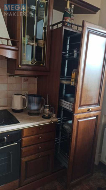 Оренда 3 кімнатної квартири, <a class="location-link" href="/kiev/" title="Недвижимость Київ">Київ</a>, <a class="location-link" href="/kiev/solomenskij/" title="Недвижимость Солом'янський район">Солом'янський р-н</a>, Боткіна вул., 4 (изображение 4)