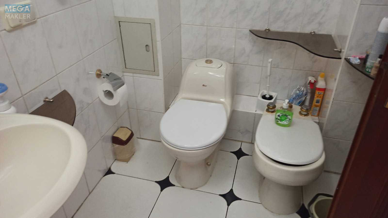 Оренда 3 кімнатної квартири, <a class="location-link" href="/kiev/" title="Недвижимость Київ">Київ</a>, <a class="location-link" href="/kiev/solomenskij/" title="Недвижимость Солом'янський район">Солом'янський р-н</a>, Боткіна вул., 4 (изображение 15)