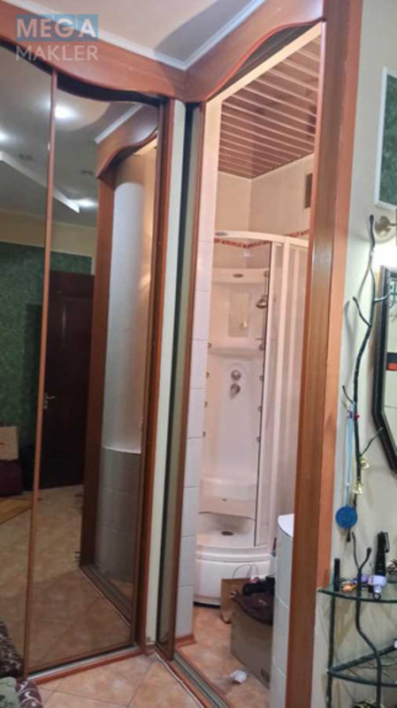 Оренда 3 кімнатної квартири, <a class="location-link" href="/kiev/" title="Недвижимость Київ">Київ</a>, <a class="location-link" href="/kiev/solomenskij/" title="Недвижимость Солом'янський район">Солом'янський р-н</a>, Боткіна вул., 4 (изображение 23)