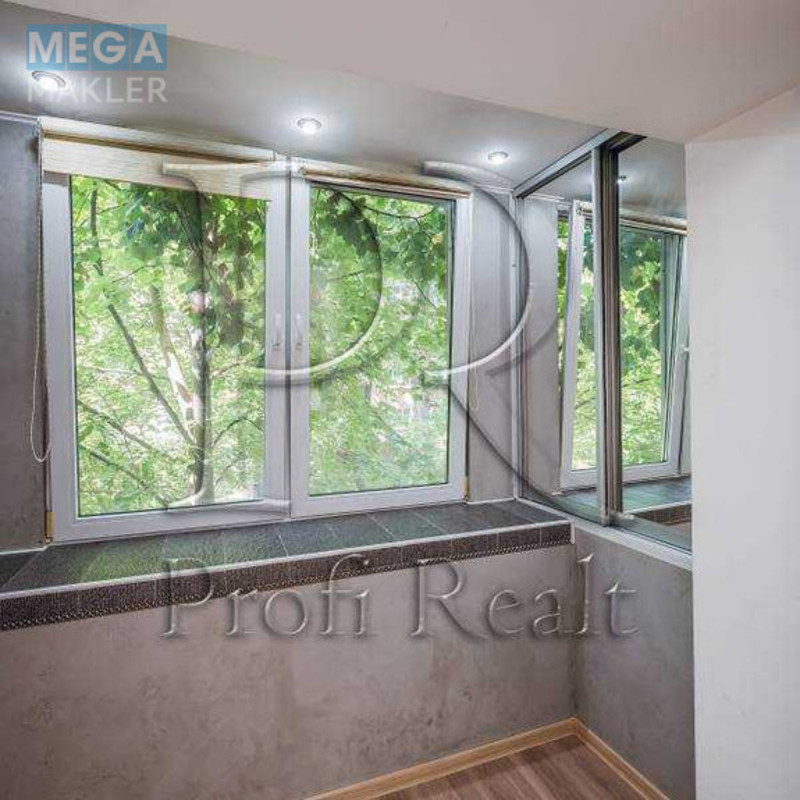 Продаж 3 кімнатної квартири (60/40/6), 2 пов. 5 пов. будинку, <a class="location-link" href="/kiev/" title="Недвижимость Київ">Київ</a>, <a class="location-link" href="/kiev/shevchenkovskij/" title="Недвижимость Шевченківський район">Шевченківський р-н</a>, Туполєва Академіка вулиця, 16Б (изображение 7)