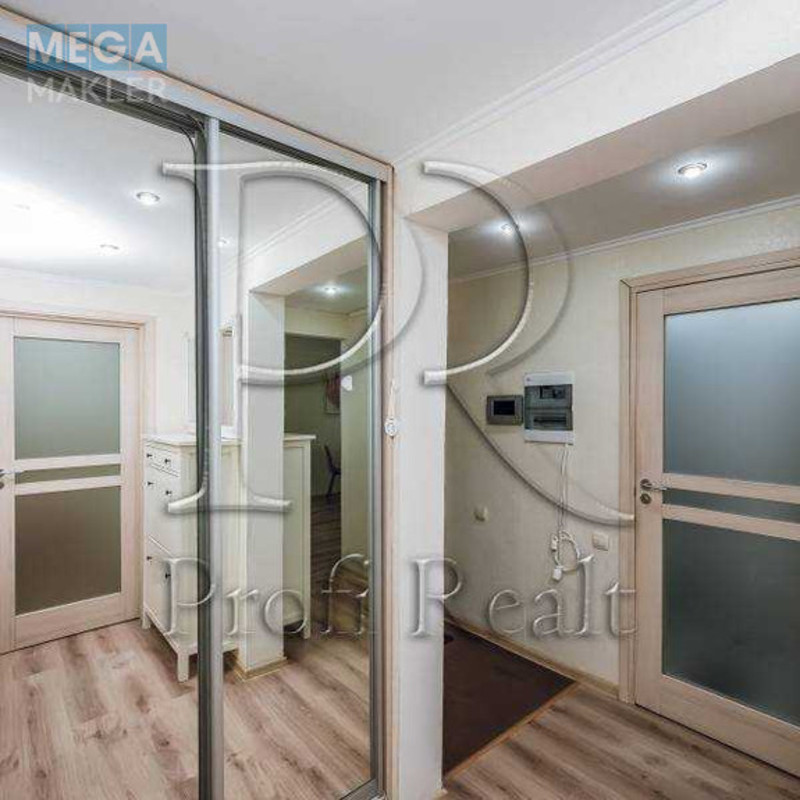 Продаж 3 кімнатної квартири (60/40/6), 2 пов. 5 пов. будинку, <a class="location-link" href="/kiev/" title="Недвижимость Київ">Київ</a>, <a class="location-link" href="/kiev/shevchenkovskij/" title="Недвижимость Шевченківський район">Шевченківський р-н</a>, Туполєва Академіка вулиця, 16Б (изображение 18)