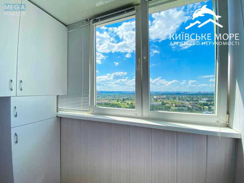 Оренда 4 кімнатні квартири, <a class="location-link" href="/kiev/" title="Недвижимость Київ">Київ</a>, <a class="location-link" href="/kiev/dneprovskij/" title="Недвижимость Дніпровський район">Дніпровський р-н</a>, Воскресенська вул., 14Б (изображение 6)