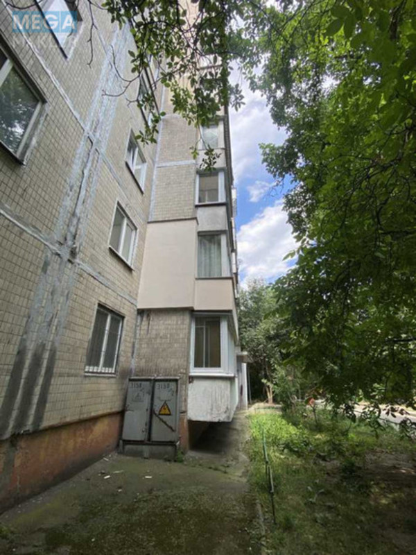 Оренда 3 кімнатної квартири, <a class="location-link" href="/kiev/" title="Недвижимость Київ">Київ</a>, <a class="location-link" href="/kiev/shevchenkovskij/" title="Недвижимость Шевченківський район">Шевченківський р-н</a>, Шулявська вул., 20/22 (изображение 10)