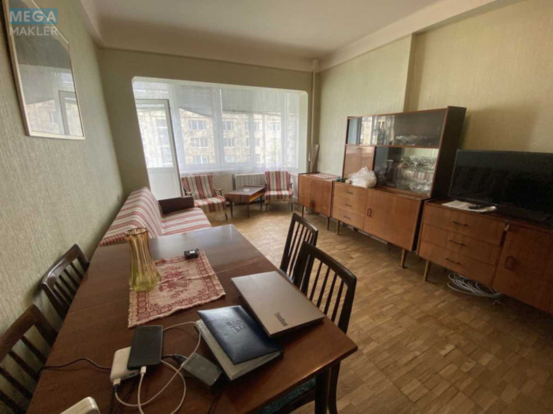 Оренда 3 кімнатної квартири, <a class="location-link" href="/kiev/" title="Недвижимость Київ">Київ</a>, <a class="location-link" href="/kiev/shevchenkovskij/" title="Недвижимость Шевченківський район">Шевченківський р-н</a>, Шулявська вул., 20/22 (изображение 15)