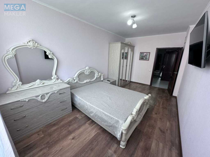 Оренда 2 кімнатної квартири, <a class="location-link" href="/kiev/" title="Недвижимость Київ">Київ</a>, <a class="location-link" href="/kiev/obolonskij/" title="Недвижимость Оболонський район">Оболонський р-н</a>, Сім’ї Кульженків вул., 33 (изображение 4)
