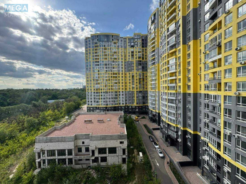 Продаж 3 кімнатної квартири (80/41/16), 8 пов. 25 пов. будинку, <a class="location-link" href="/kiev/" title="Недвижимость Київ">Київ</a>, <a class="location-link" href="/kiev/solomenskij/" title="Недвижимость Солом'янський район">Солом'янський р-н</a>, Кадетский Гай ул., 10 (изображение 5)
