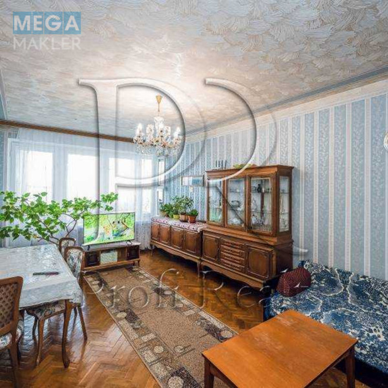Продаж 3 кімнатної квартири (80/49/9), 10 пов. 12 пов. будинку, <a class="location-link" href="/kiev/" title="Недвижимость Київ">Київ</a>, <a class="location-link" href="/kiev/pecherskij/" title="Недвижимость Печерський район">Печерський р-н</a>, вулиця Михайла Омеляновича-Павленка, 11 (изображение 2)
