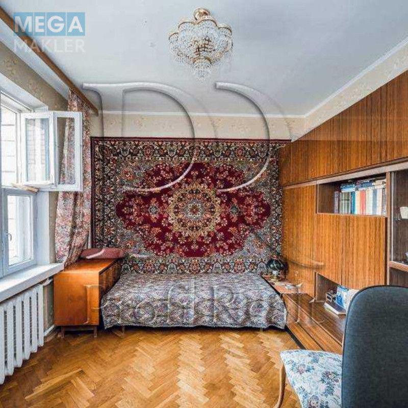 Продаж 3 кімнатної квартири (80/49/9), 10 пов. 12 пов. будинку, <a class="location-link" href="/kiev/" title="Недвижимость Київ">Київ</a>, <a class="location-link" href="/kiev/pecherskij/" title="Недвижимость Печерський район">Печерський р-н</a>, вулиця Михайла Омеляновича-Павленка, 11 (изображение 4)