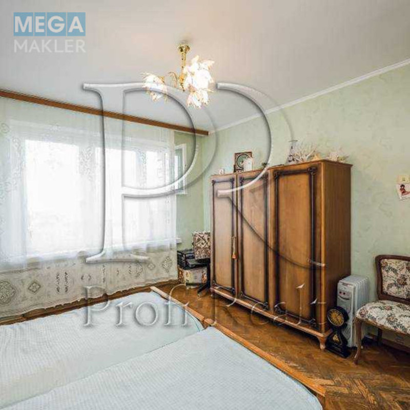 Продаж 3 кімнатної квартири (80/49/9), 10 пов. 12 пов. будинку, <a class="location-link" href="/kiev/" title="Недвижимость Київ">Київ</a>, <a class="location-link" href="/kiev/pecherskij/" title="Недвижимость Печерський район">Печерський р-н</a>, вулиця Михайла Омеляновича-Павленка, 11 (изображение 7)