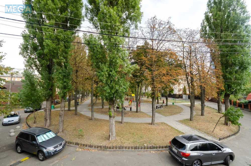 Оренда дома, <a class="location-link" href="/kiev/" title="Недвижимость Київ">Київ</a>, <a class="location-link" href="/kiev/pecherskij/" title="Недвижимость Печерський район">Печерський р-н</a>, Академика Филатова пер. (изображение 11)