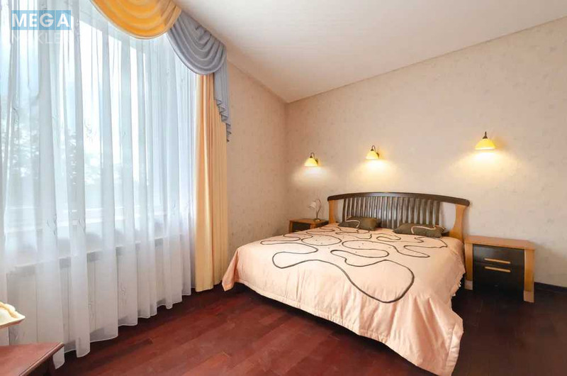Оренда дома, <a class="location-link" href="/kiev/" title="Недвижимость Київ">Київ</a>, <a class="location-link" href="/kiev/pecherskij/" title="Недвижимость Печерський район">Печерський р-н</a>, Академика Филатова пер. (изображение 12)