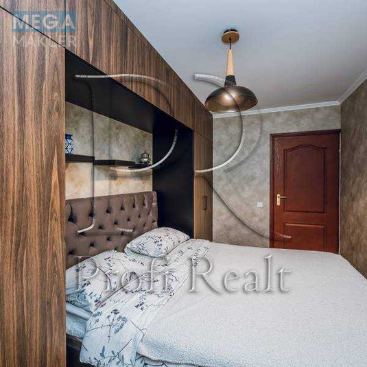 Продаж 3 кімнатної квартири (57/32/7), 1 пов. 5 пов. будинку, <a class="location-link" href="/kiev/" title="Недвижимость Київ">Київ</a>, <a class="location-link" href="/kiev/solomenskij/" title="Недвижимость Солом'янський район">Солом'янський р-н</a>, Василенка Миколи вулиця, 23 (изображение 8)