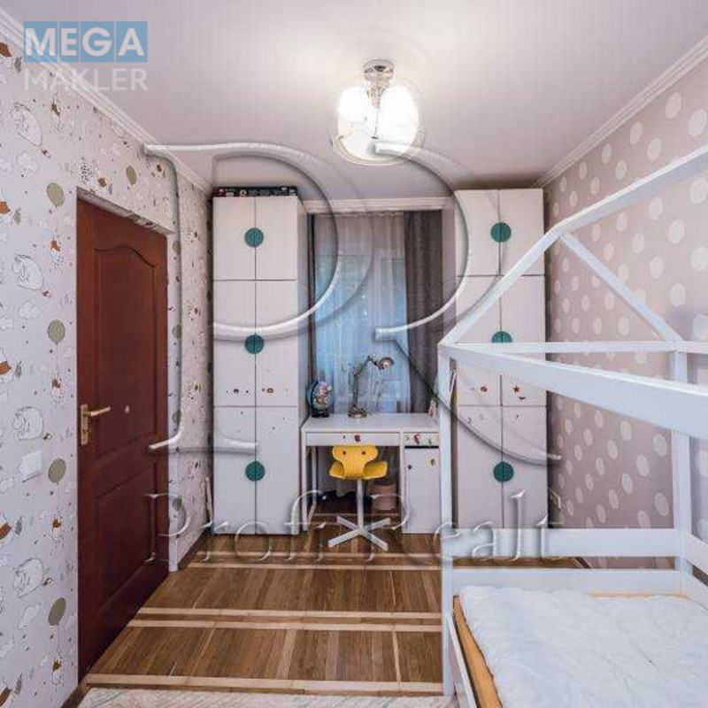 Продаж 3 кімнатної квартири (57/32/7), 1 пов. 5 пов. будинку, <a class="location-link" href="/kiev/" title="Недвижимость Київ">Київ</a>, <a class="location-link" href="/kiev/solomenskij/" title="Недвижимость Солом'янський район">Солом'янський р-н</a>, Василенка Миколи вулиця, 23 (изображение 14)