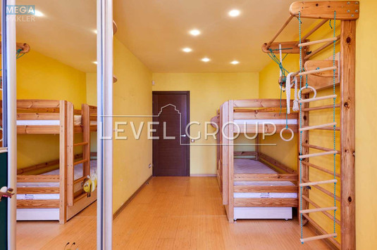 Продаж 3 кімнатної квартири (72,2/45/8), 8 пов. 8 пов. будинку, <a class="location-link" href="/kiev/" title="Недвижимость Київ">Київ</a>, <a class="location-link" href="/kiev/podolskij/" title="Недвижимость Подільський район">Подільський р-н</a>, Юрківська вул., 28 (изображение 19)