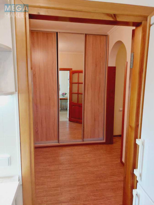 Оренда 2 кімнатної квартири, <a class="location-link" href="/kiev/" title="Недвижимость Київ">Київ</a>, <a class="location-link" href="/kiev/darnickij/" title="Недвижимость Дарницький район">Дарницький р-н</a>, Анны Ахматовой ул., 15 (изображение 12)